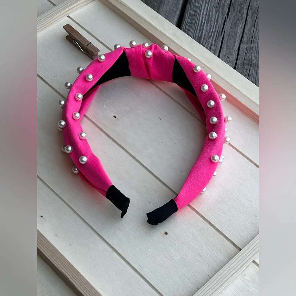 Isabel  knotted pearl Headband for kids NWT